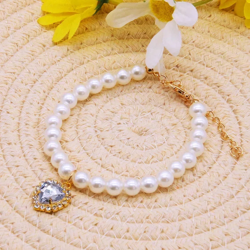 Pet Pearl Collar Dog Princess Necklace Cat Jewelry Cute Collar Puppy Accessories Dog Kitten Chain Chihuahua Wedding Jewelry Gift Auralis